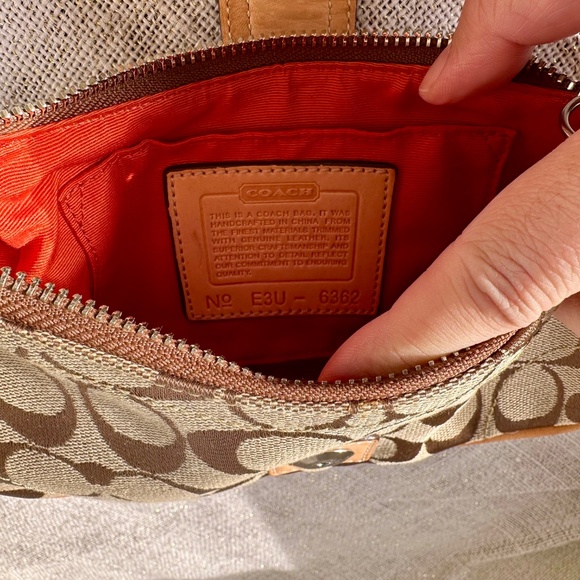 Coach Y2K Mini Soho Buckle Bag (E3U-6362) - Picture 13 of 15